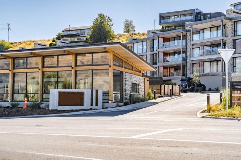 Winona Of Wanaka - Luxury Lakefront Apartment Zewnętrze zdjęcie